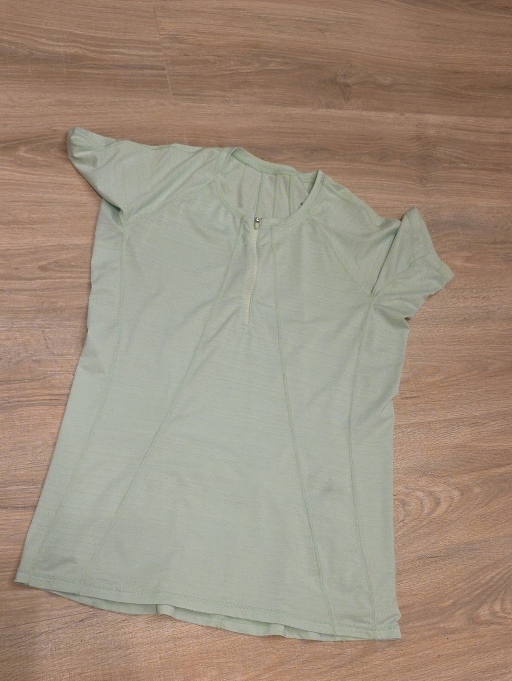 Athleta Mint Green Short Sleeve Performance Tee with Front Zip